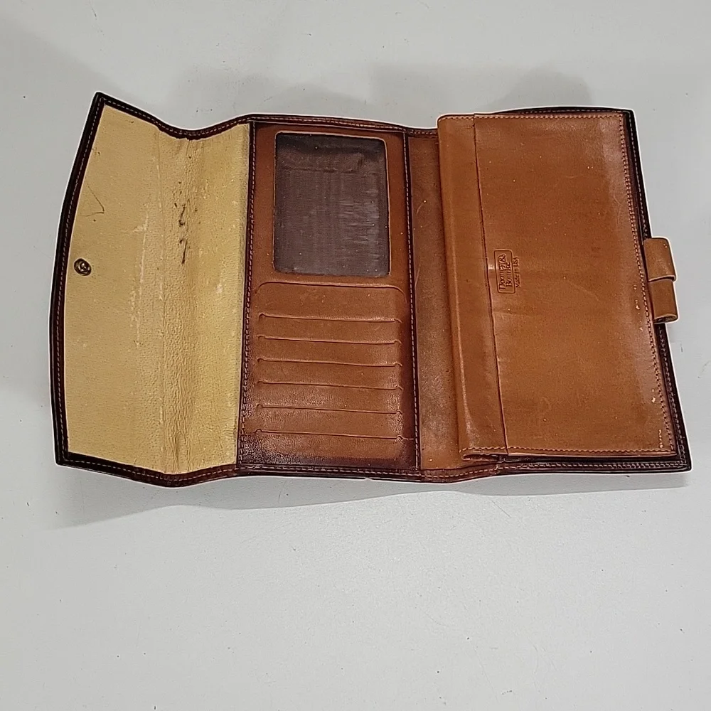 Dooney & Bourke used good